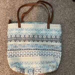 Aeropostale Large Overnight Bag